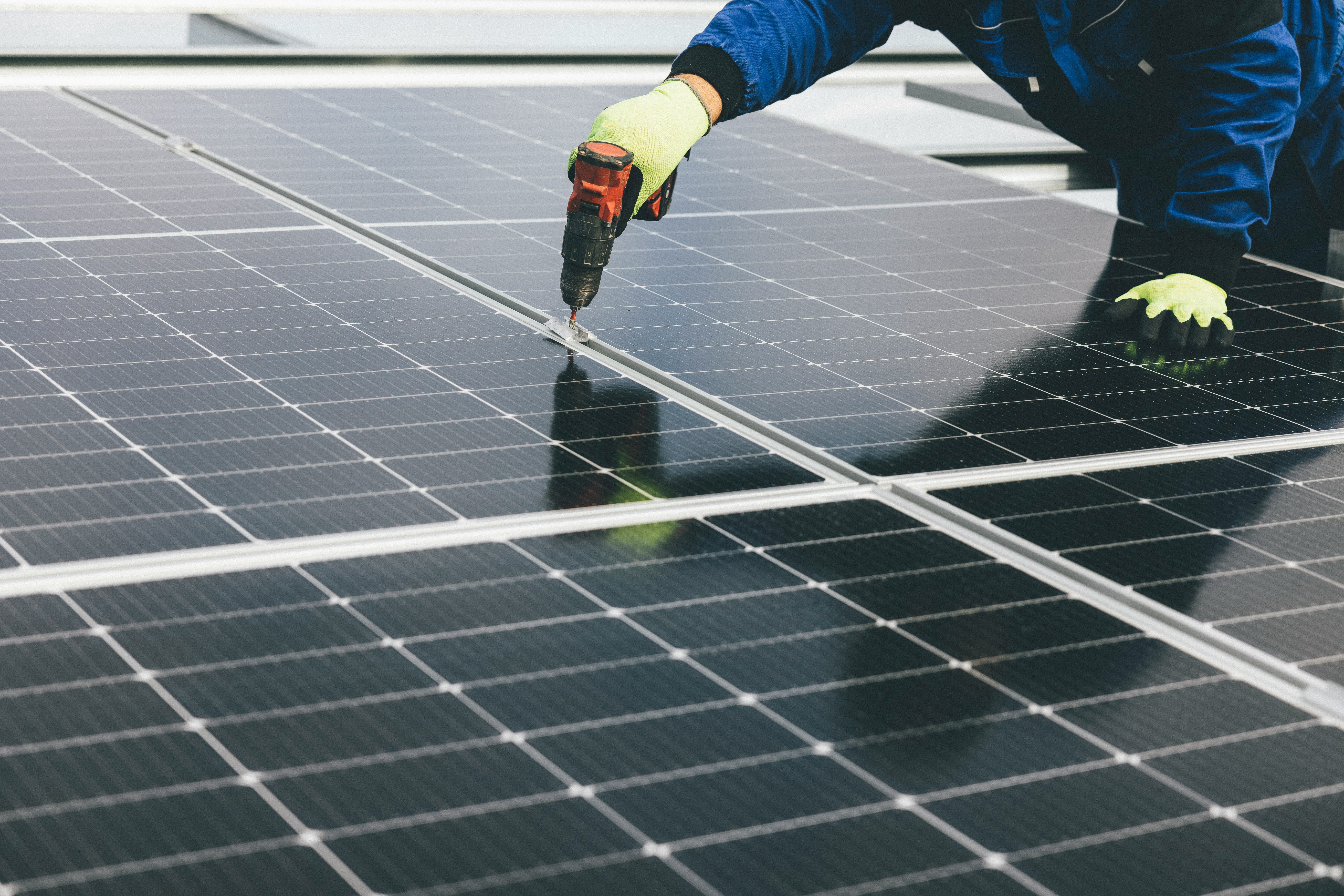 markus-spiske-rNn_TU8dvoY-unsplash Francenergies_Blog_Garantie installateur RGE_panneaux photovoltaïques